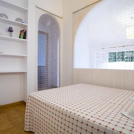 Llaguts Apart Apartment Sitges